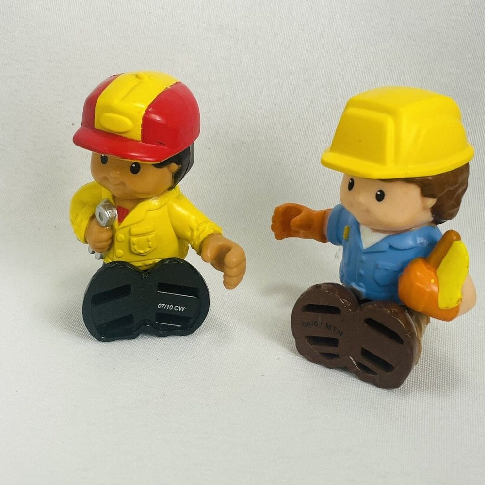 2 Fisher Price Little People Construction Mechanic Toy Figure Lot of 2 Roberto - Picture 8 of 11